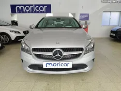 Cinza Usado 2017 Mercedes CLA180 Sedan | € 21.850 (Preço justo)