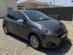 Usado 2019 Peugeot 208 Signature Sky Citadino | € 10.750 (Bom preço)
