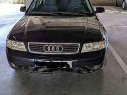 Usado 2000 Audi A4 Sedan | € 2.700