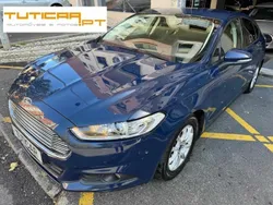 Azul Usado 2016 Ford Mondeo Titanium Sedan | € 13.500 (Preço justo)