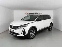Branco Usado 2022 Peugeot 5008 Allure Monovolume | € 24.980 (Preço justo)