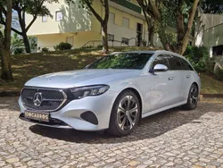Cinza Usado 2024 Mercedes E300 Carrinha | € 59.990 (Preço justo)