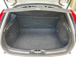 Branco Usado 2018 Volvo V40 CC Carrinha | € 16.300 (Preço justo)