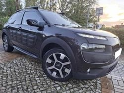 Preto Usado 2015 Citroën C4 Cactus PureTech Citadino | € 8.480 (Preço justo)