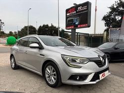 Cinzento Usado 2017 Renault Mégane IV Carrinha | € 13.990 (Preço justo)