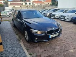 Azul Usado 2013 BMW 318 Sedan | € 17.450 (Caro)