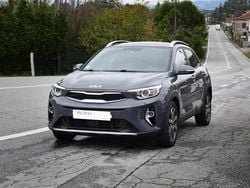Cinzento Usado 2021 Kia Stonic SUV | € 14.950 (Preço justo)