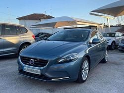 Azul Usado 2013 Volvo V40 Summum Carrinha | € 10.750 (Preço justo)