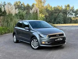 Cinza Usado 2017 VW Polo Comfortline Citadino | € 11.500 (Preço justo)