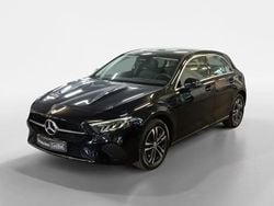 Cinza Usado 2024 Mercedes A250 Sedan | € 36.950 (Preço justo)