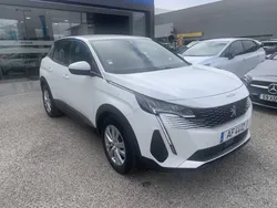Branco Usado 2021 Peugeot 3008 Active SUV | € 33.000
