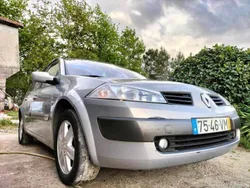 Cinzento Usado 2003 Renault Mégane GrandTour Carrinha | € 3.250 (Preço justo)