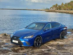 Azul Usado 2023 Lexus ES300H Sport Line Sedan | € 63.500