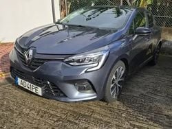 Cinzento Usado 2020 Renault Clio V LIMITED | € 14.750 (Preço justo)