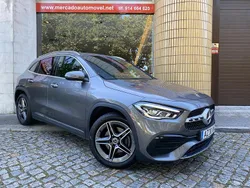 Cinza Usado 2023 Mercedes GLA250 AMG line SUV | € 45.900
