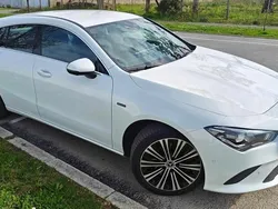 Branco Usado 2021 Mercedes CLA250e Sedan | € 29.900