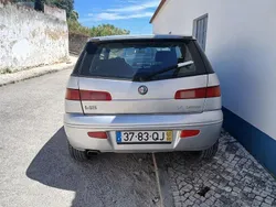 Usado 2000 Alfa Romeo 145 Citadino | € 1.900