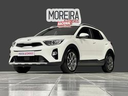 Branco Usado 2019 Kia Stonic SUV | € 14.999 (Preço justo)