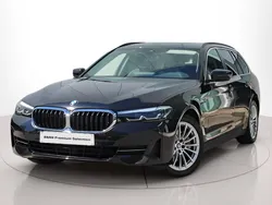 Preto Usado 2021 BMW 530e Carrinha | € 42.945 (Preço justo)