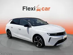 Branco Usado 2022 Opel Astra Elegance | € 25.890