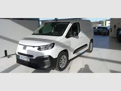 Branco Novo 2024 Fiat e-Doblò Monovolume | € 33.490