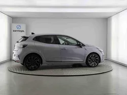 Cinzento Usado 2024 Renault Clio V | € 20.400 (Preço elevado)