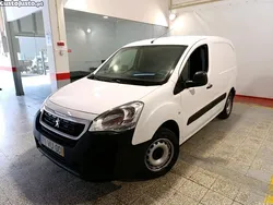 Branco Usado 2018 Peugeot Partner Monovolume | € 9.980 (Bom preço)