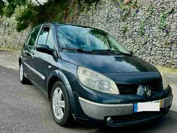 Usado 2006 Renault Scénic II Monovolume | € 2.900 (Bom preço)