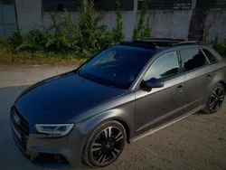 Cinzento (metalizado) Usado 2019 Audi S3 Sedan | € 39.900