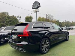 Preto Usado 2020 Volvo V60 Carrinha | € 26.500 (Preço justo)