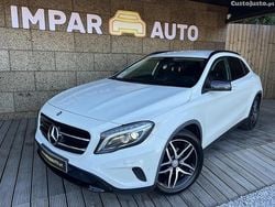 Branco Usado 2016 Mercedes GLA180 Urban SUV | € 21.490 (Preço justo)