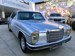 Cinza Usado 1980 Mercedes W114 Coupé | € 23.950