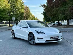 Branco Usado 2019 Tesla Model 3 Sedan | € 24.500 (Preço justo)