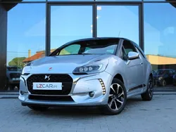 Cinzento Usado 2017 DS Automobiles DS3 So Chic Citadino | € 12.950 (Preço justo)
