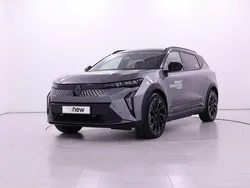 Cinzento Usado 2024 Renault Scénic Monovolume | € 48.990