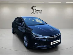 Preto Usado 2016 Opel Astra Edition | € 12.900