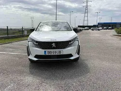 Branco Usado 2023 Peugeot 3008 Allure Carrinha | € 28.990 (Preço justo)