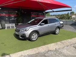 Cinza Usado 2018 Peugeot 3008 SUV | € 16.950 (Preço justo)