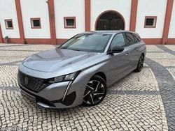 Cinza Usado 2024 Peugeot 308 Allure Sedan | € 23.900 (Preço justo)