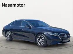 Preto Usado 2024 Mercedes E220 Sedan | € 55.900 (Preço justo)