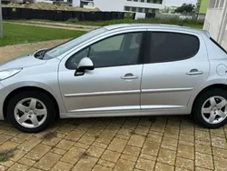 Usado 2010 Peugeot 207 Sedan | € 6.500 (Preço elevado)