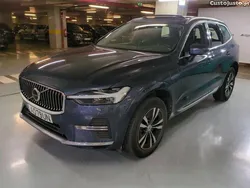 Azul Usado 2022 Volvo XC60 Inscription SUV | € 47.400 (Preço justo)