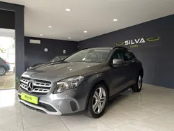Cinza Usado 2017 Mercedes GLA200 Urban SUV | € 25.890 (Preço justo)
