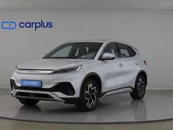 Branco Usado 2023 BYD Atto 3 SUV | € 29.990 (Preço justo)