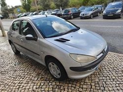 Cinza Usado 2002 Peugeot 206 | € 1.850 (Bom preço)