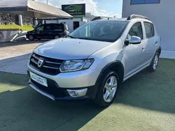 Cinza Usado 2016 Dacia Sandero Stepway Citadino | € 14.990