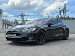 Preto Usado 2018 Tesla Model S Standard Range Sedan | € 29.999 (Preço justo)