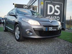 Cinzento Usado 2010 Renault Mégane III | € 9.950 (Caro)