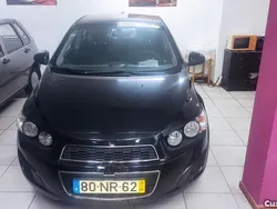 Preto Usado 2013 Chevrolet Aveo Sedan | € 3.999
