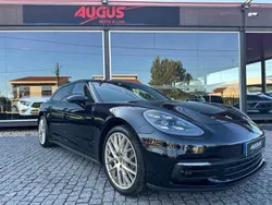 Preto (metalizado) Usado 2020 Porsche Panamera S E-Hybrid Sport Turismo Sedan | € 89.500 (Caro)